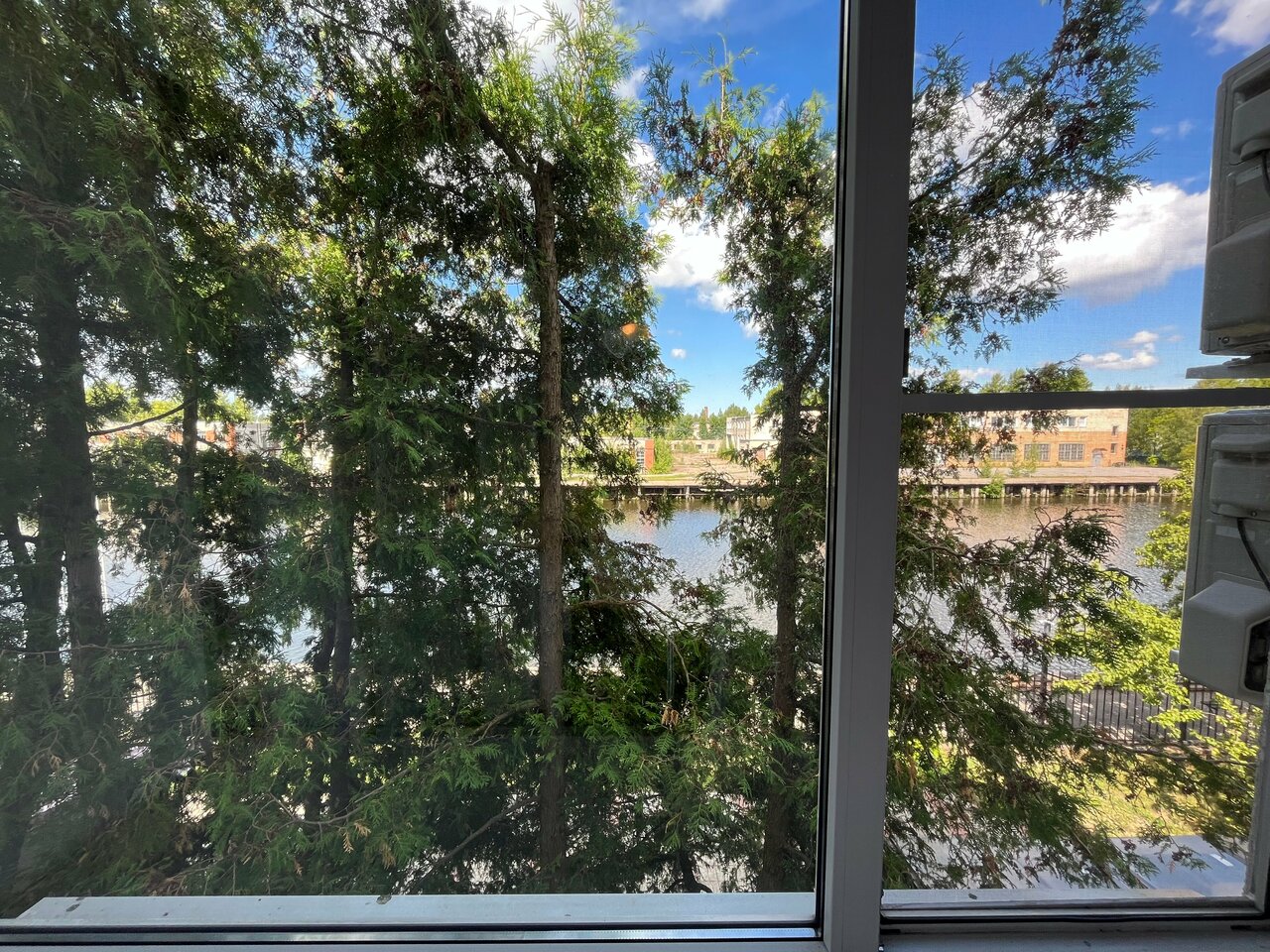 Гостиница Домик у причала Ломоносов-91