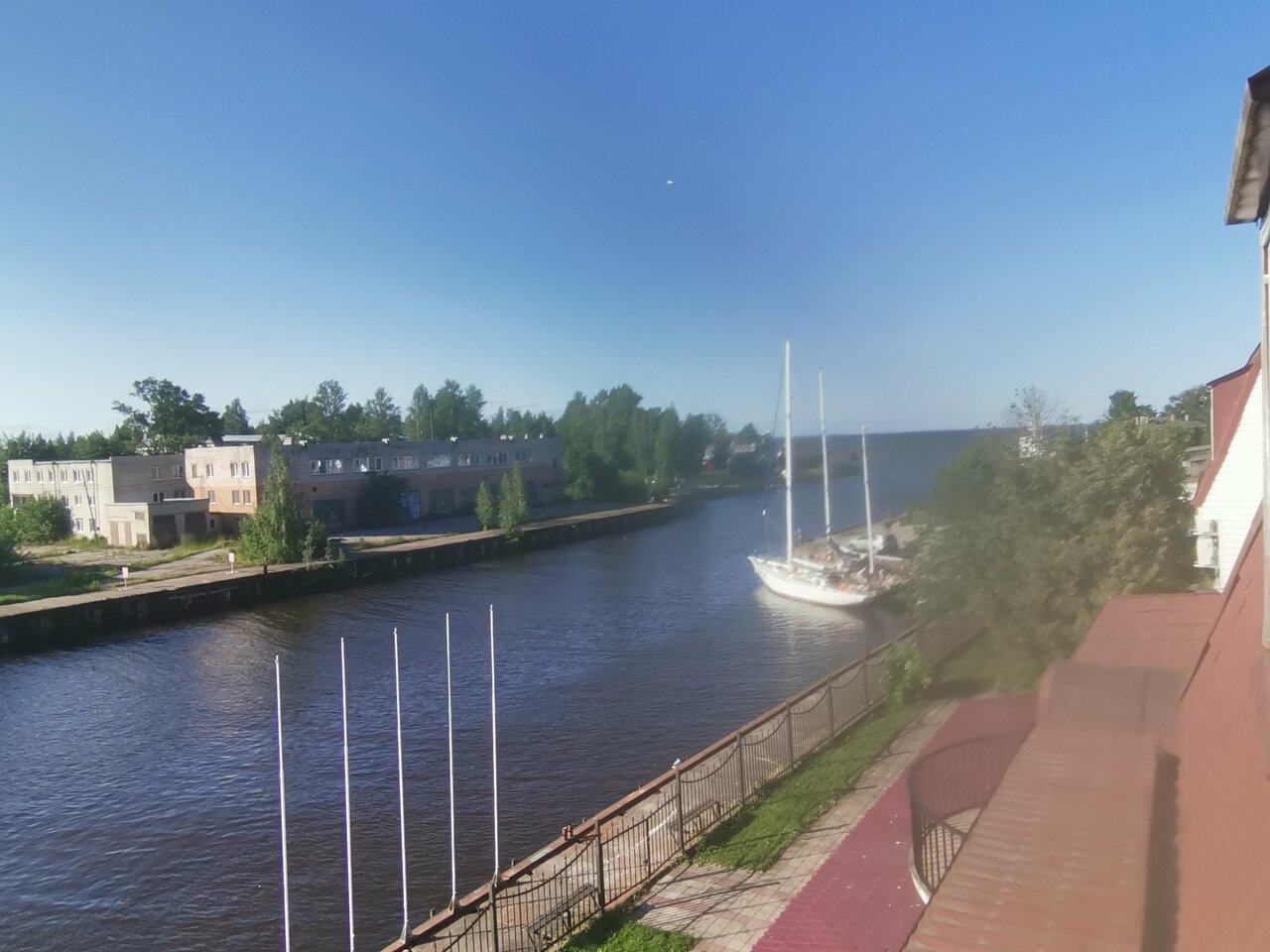 Гостиница Домик у причала Ломоносов-125