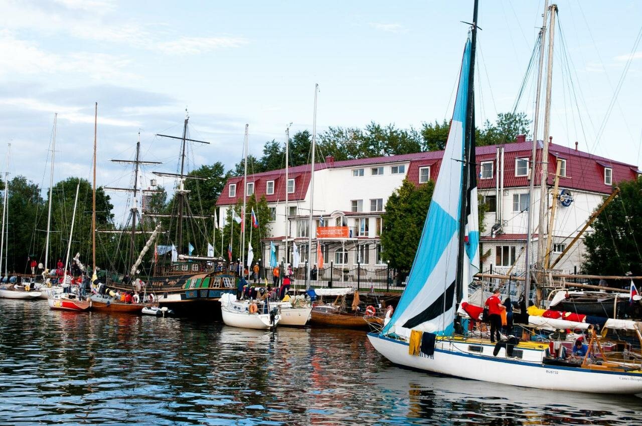 Гостиница Домик у причала Ломоносов-21