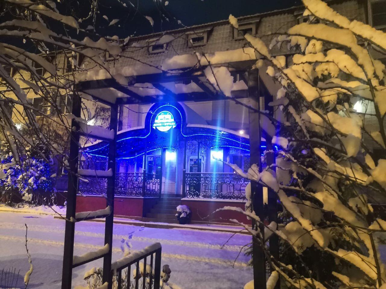 Гостиница Домик у причала Ломоносов-6