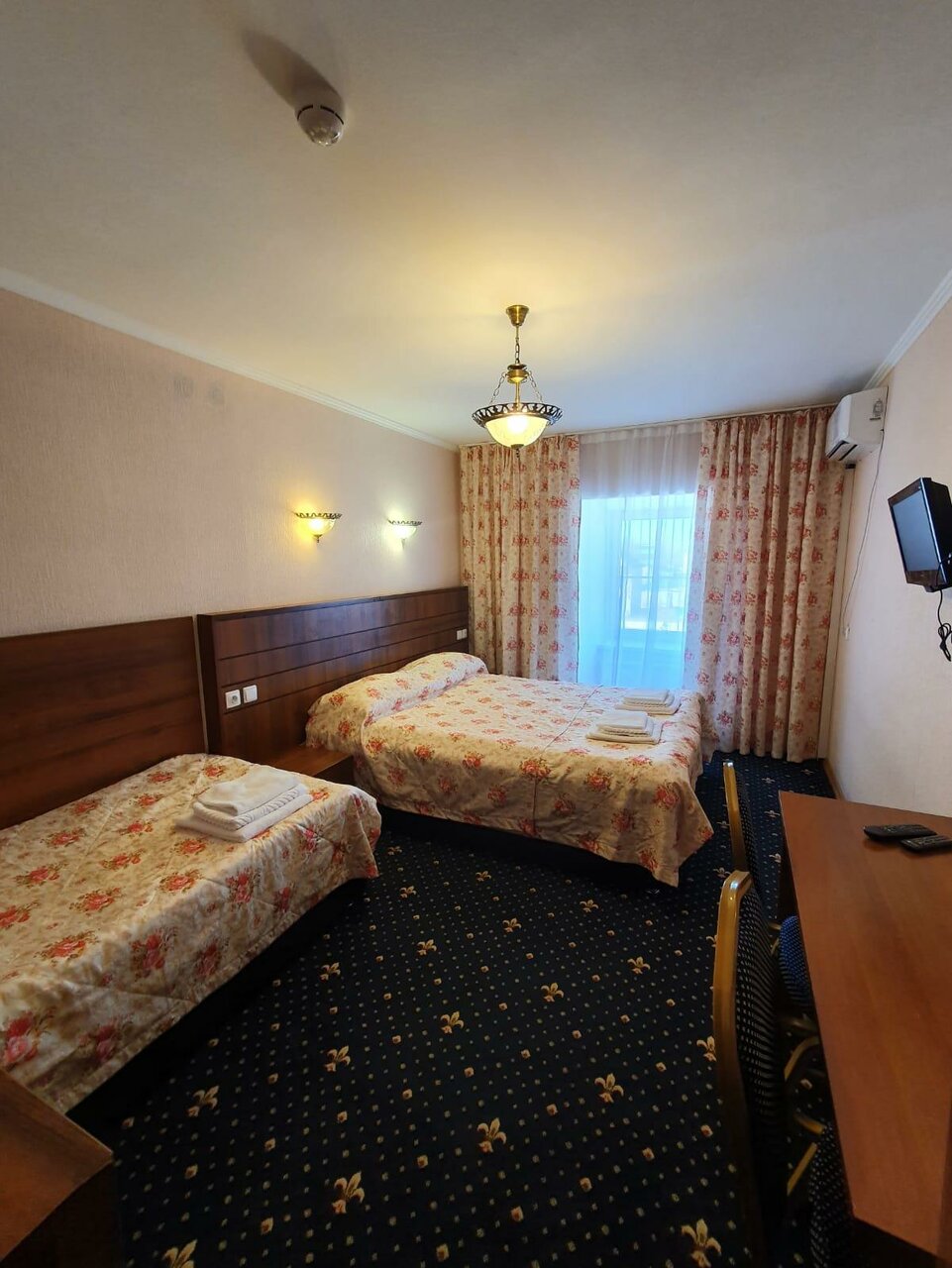 Гостиница Домик у причала Ломоносов-54