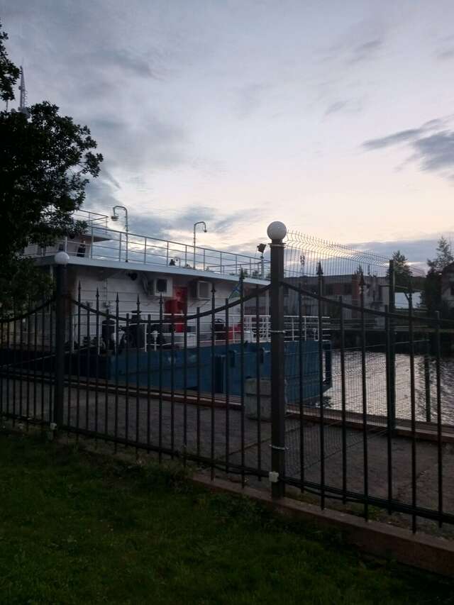 Гостиница Домик у причала Ломоносов-140