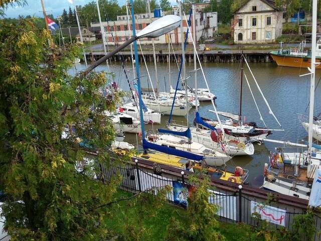 Гостиница Домик у причала Ломоносов-16