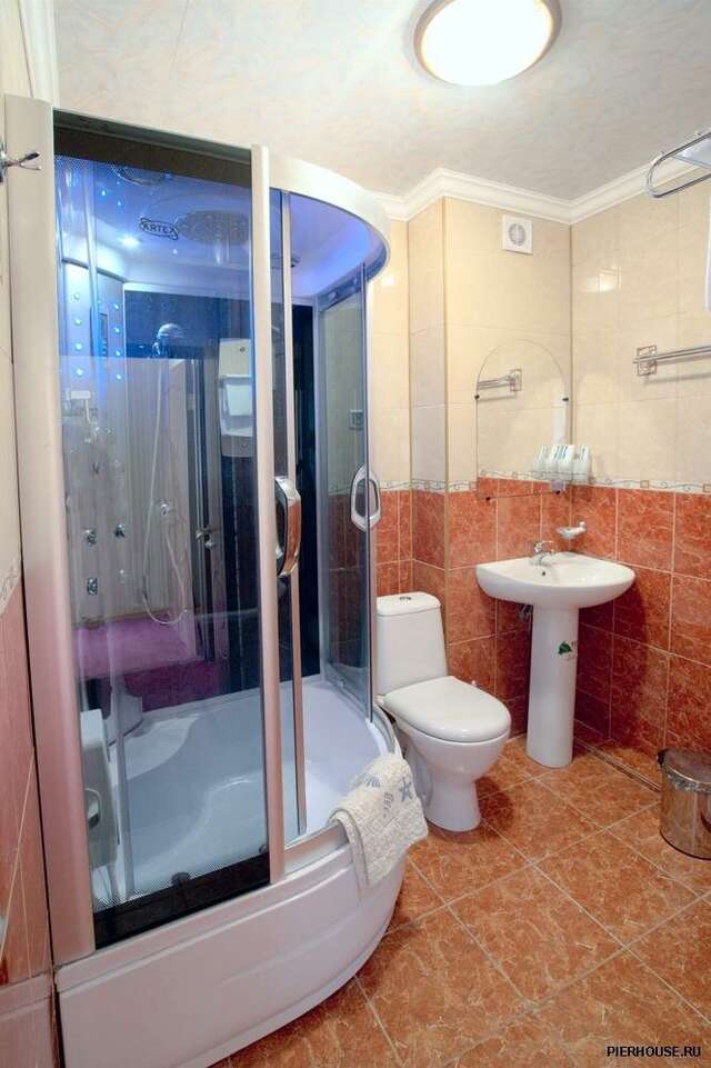 Гостиница Домик у причала Ломоносов-24