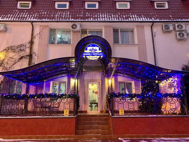 Гостиница Домик у причала Ломоносов-12